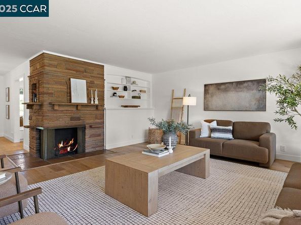 1071 Serrano Ct, Lafayette CA 94549