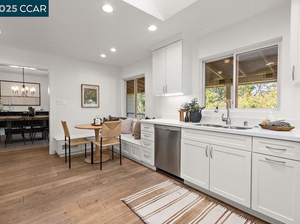 1071 Serrano Ct, Lafayette CA 94549