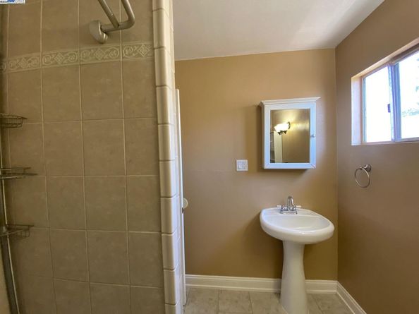 712 S 2Nd St, San Jose CA 95112