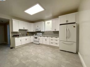 712 S 2Nd St, San Jose CA 95112