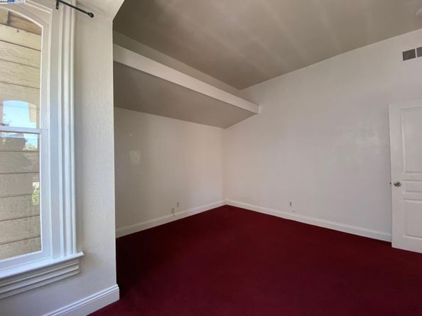712 S 2Nd St, San Jose CA 95112