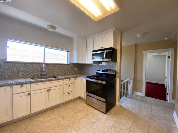 712 S 2Nd St, San Jose CA 95112