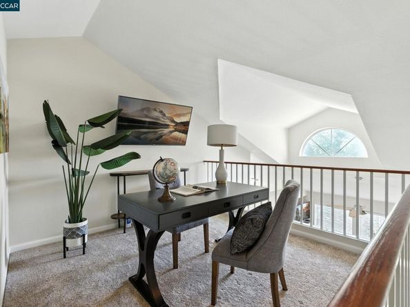 89 Amberfield Ln, Danville CA 94506