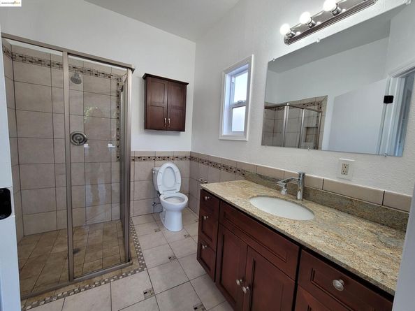 3137 Pleitner Ave, Oakland CA 94602