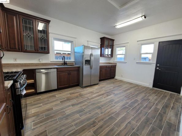 3137 Pleitner Ave, Oakland CA 94602
