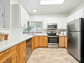 273 Florence Ct, Hercules CA 94547