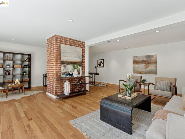 3510 Robinson Dr., Oakland CA 94602