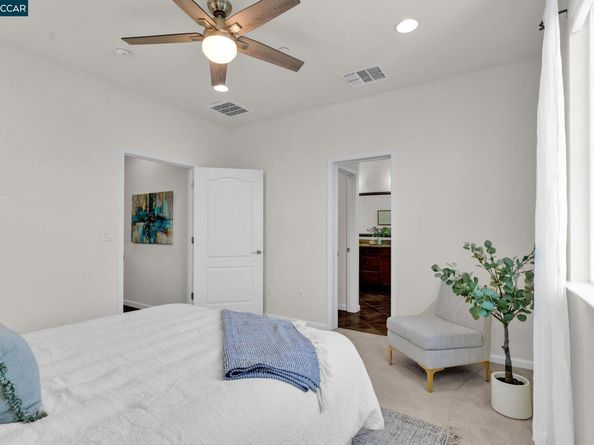 6983 Alamo Creek Trl, Dublin CA 94568