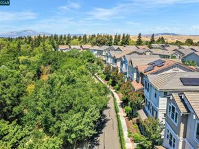 6983 Alamo Creek Trl, Dublin CA 94568