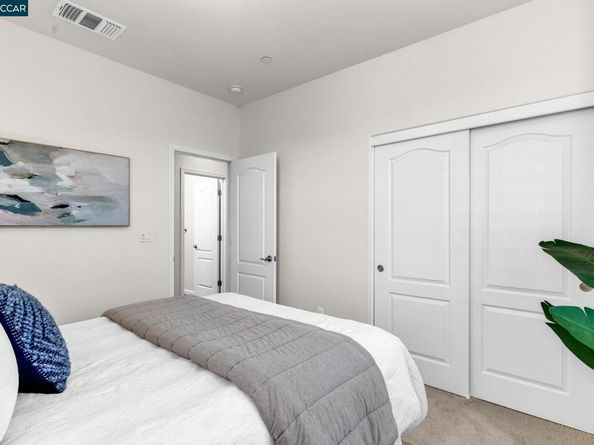6983 Alamo Creek Trl, Dublin CA 94568