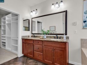6983 Alamo Creek Trl, Dublin CA 94568