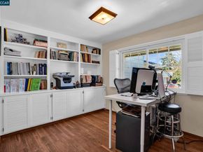 33 El Molino Dr, Clayton CA 94517