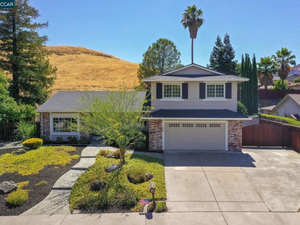33 El Molino Dr, Clayton CA 94517