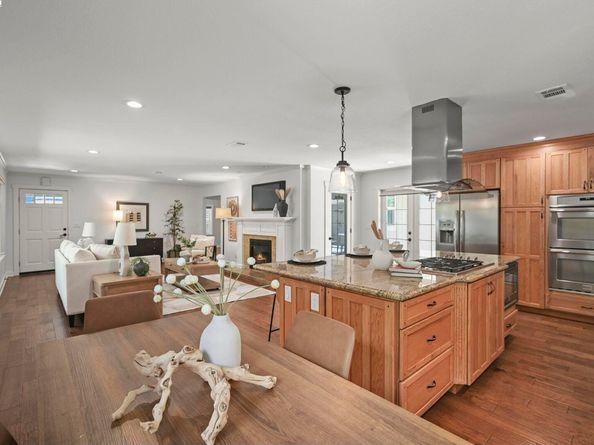 2175 Whyte Park Ave, Walnut Creek CA 94595