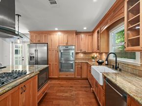 2175 Whyte Park Ave, Walnut Creek CA 94595