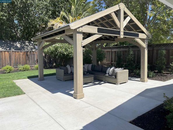 3715 Liscome Way, Concord CA 94518