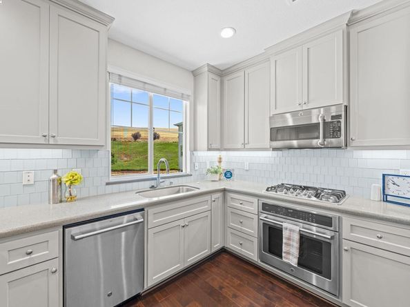 389 Basswood Cmn 9, Livermore CA 94551