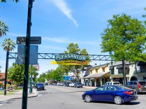 4525 Entrada Ct, Pleasanton CA 94566