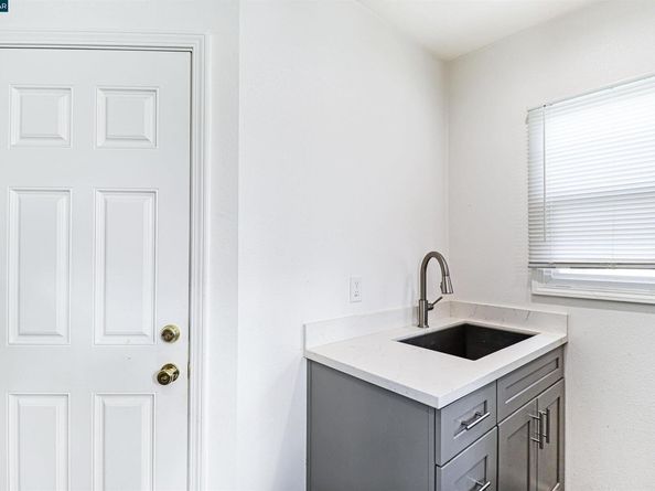 722 59Th St, Oakland CA 94609