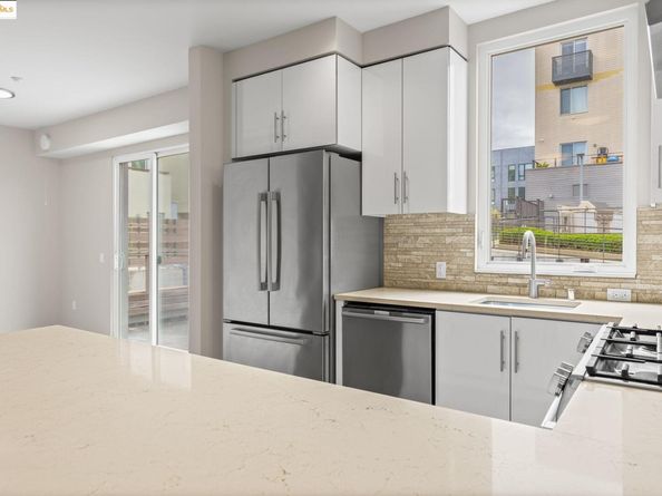 555 Innes Ave 309, San Francisco CA 94124