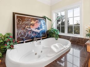 11 La Strada, Burlingame CA 94010