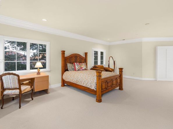 11 La Strada, Burlingame CA 94010