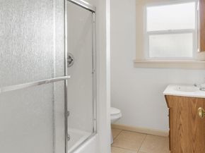 2301 12Th Ave, Oakland CA 94606
