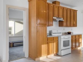 2301 12Th Ave, Oakland CA 94606