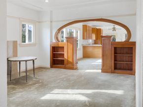 2301 12Th Ave, Oakland CA 94606