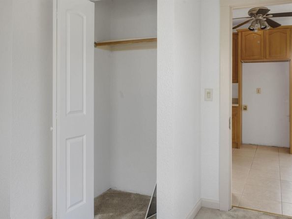 2301 12Th Ave, Oakland CA 94606