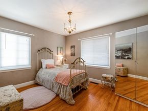 4545 Tompkins Ave, Oakland CA 94619