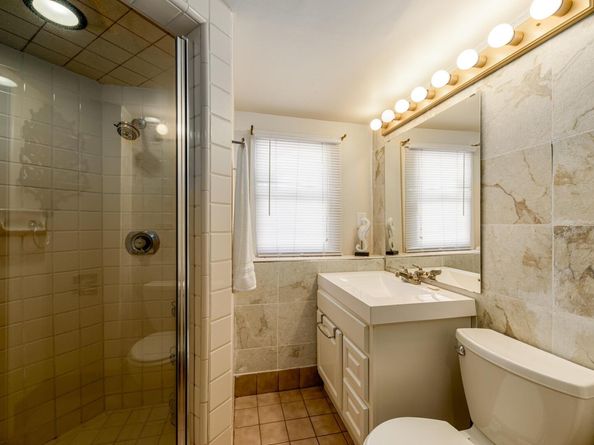 4545 Tompkins Ave, Oakland CA 94619