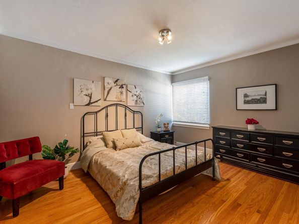 4545 Tompkins Ave, Oakland CA 94619