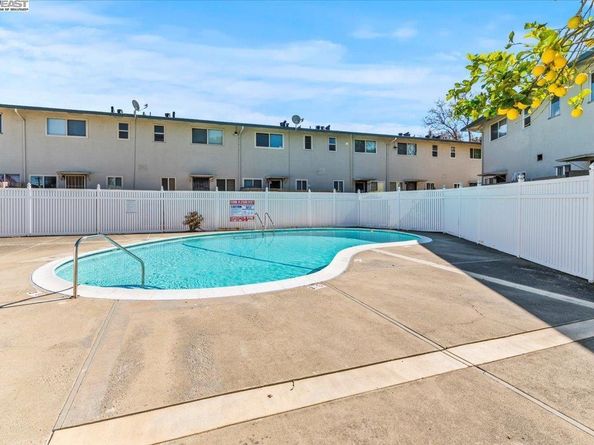 462 Craven Court, Hayward CA 94541