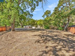205 Castle Hill Ranch Rd, Walnut Creek CA 94595