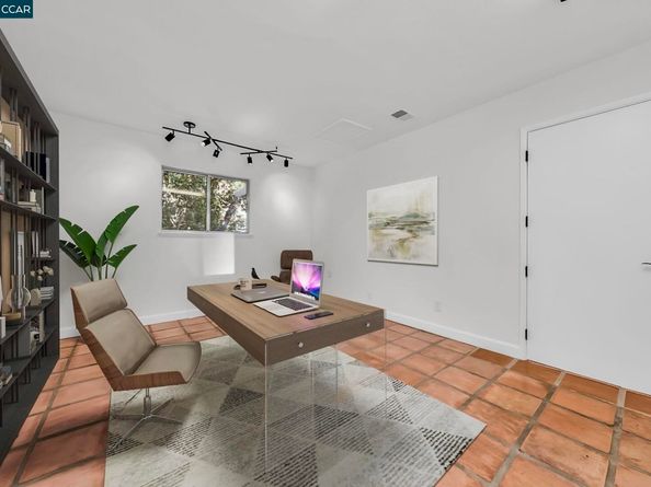 205 Castle Hill Ranch Rd, Walnut Creek CA 94595