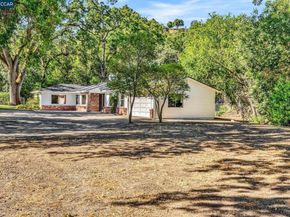 205 Castle Hill Ranch Rd, Walnut Creek CA 94595