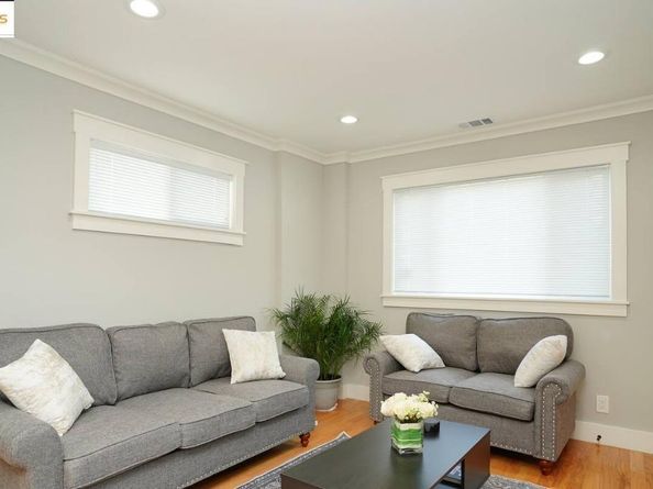 976 53rd ST, Emeryville CA 94608
