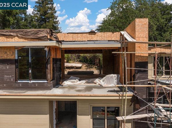 4006 Natasha Dr, Lafayette CA 94549
