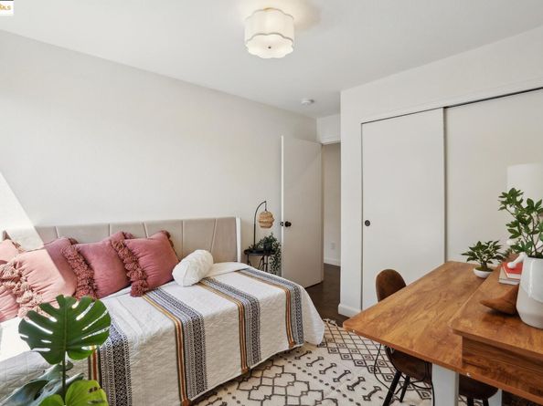 3360 Arizona St, Oakland CA 94602