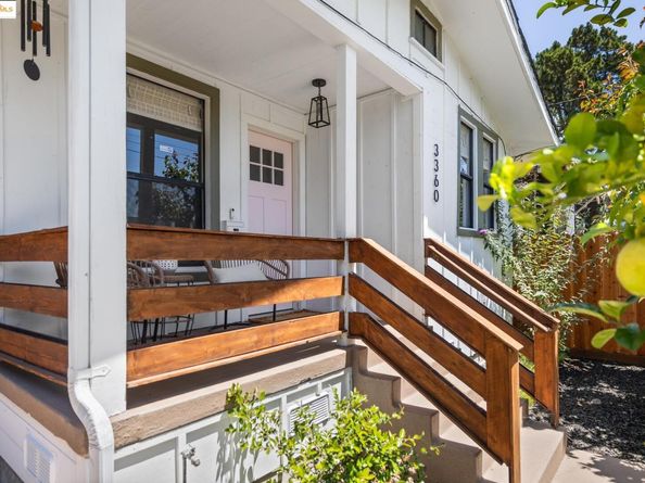 3360 Arizona St, Oakland CA 94602