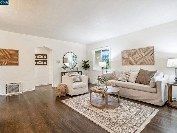 5810 Estates Dr, Oakland CA 94611