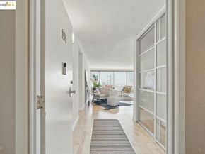 1555 Lakeside Dr 191, Oakland CA 94612