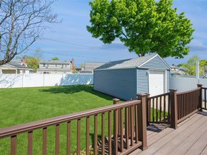 23 Gables Drive, Hicksville NY 11801
