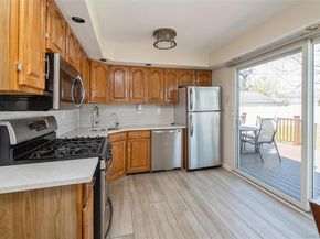 23 Gables Drive, Hicksville NY 11801