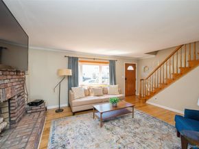 23 Gables Drive, Hicksville NY 11801