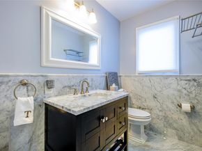 752 Kensington Court, Westbury NY 11590