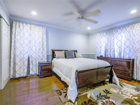 752 Kensington Court, Westbury NY 11590