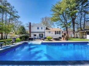 6 Linford Lane, Melville NY 11747