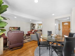 6 Linford Lane, Melville NY 11747